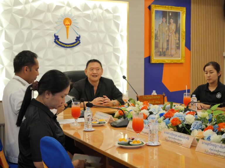 สำนักงานผู้ตรวจการแผ่นดินลงพื้นที่ ประสานพลัง  รร.บ้านป่ายุบฯ เร่งแก้ปัญหาบุหรี่ไฟฟ้าในเยาวชนและหนุนโครงสร้างพื้นฐานไอที